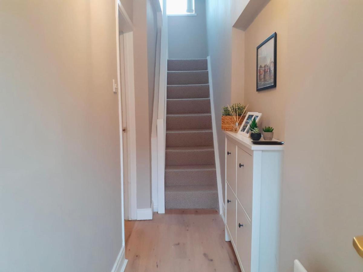 J&S Downtown Sky Attic House Apartamento Belfast Exterior foto