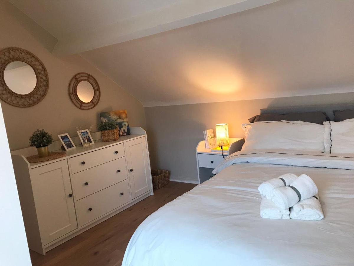 J&S Downtown Sky Attic House Apartamento Belfast Exterior foto