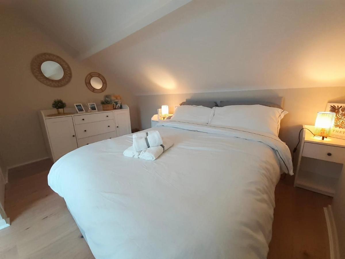 J&S Downtown Sky Attic House Apartamento Belfast Exterior foto